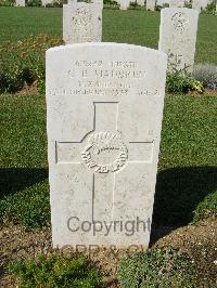 Sangro River War Cemetery - Maddren, Colin Edward