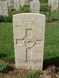 Sangro River War Cemetery - Mason, Andrew