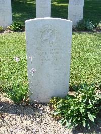 Sangro River War Cemetery - Mdaweni, J