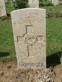 Sangro River War Cemetery - Mong, Carnegie Howard