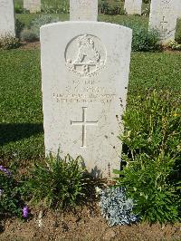 Sangro River War Cemetery - Moon, Peter Carmen