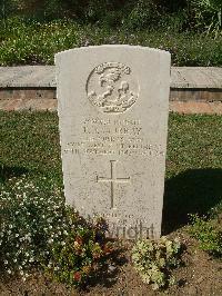 Sangro River War Cemetery - Murray, Leslie James