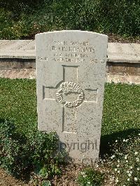 Sangro River War Cemetery - McKechnie, Lloyd Dick