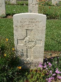 Sangro River War Cemetery - McKerchar, Ian Douglas