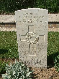 Sangro River War Cemetery - McPherson, Alexander Dingwall