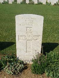 Sangro River War Cemetery - Nash, Thomas