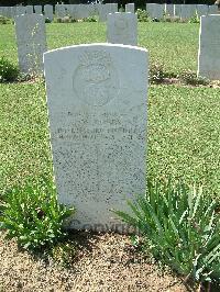 Sangro River War Cemetery - Nobbs, Charles William