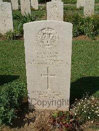 Sangro River War Cemetery - Owen, Cecil George
