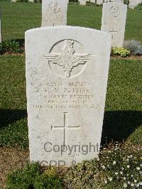 Sangro River War Cemetery - Palmer, Charles Vivian