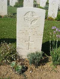 Sangro River War Cemetery - Parry, Joseph Thomas
