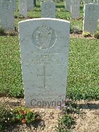 Sangro River War Cemetery - Peers, Stanley