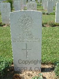 Sangro River War Cemetery - Raby, William Gordon