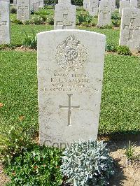 Sangro River War Cemetery - Randall, Ronald John
