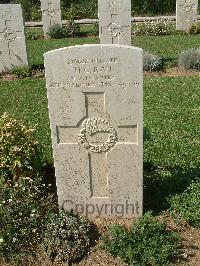 Sangro River War Cemetery - Rau, Henry Charles
