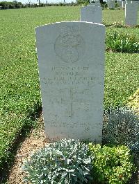Sangro River War Cemetery - Roberts, Samuel