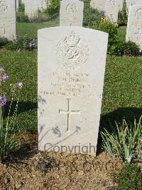 Sangro River War Cemetery - Roby, James Henry