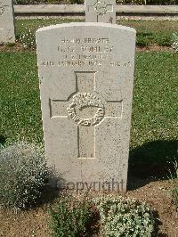 Sangro River War Cemetery - Romley, Gerald Gordon