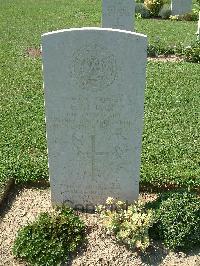 Sangro River War Cemetery - Rose, Eric John Ernest