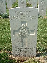 Sangro River War Cemetery - Russell, Geoffrey Ernest
