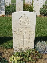 Sangro River War Cemetery - Salmon, Edward David