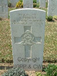 Sangro River War Cemetery - Sanders, Vincent