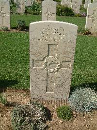 Sangro River War Cemetery - Savage, Arnold Ernest