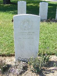 Sangro River War Cemetery - Serra, J