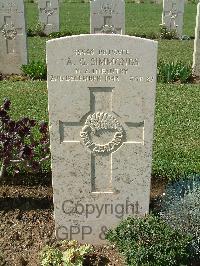 Sangro River War Cemetery - Simmonds, Albert George