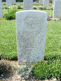 Sangro River War Cemetery - Sinclair, David