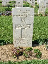 Sangro River War Cemetery - Skinner, Robert Alfred