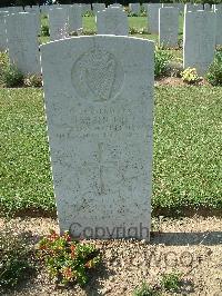 Sangro River War Cemetery - Smillie, John William