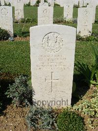Sangro River War Cemetery - Snodgrass, William