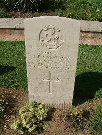Sangro River War Cemetery - Sweatland, Herbert Ernest