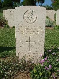 Sangro River War Cemetery - Thomson, William Robert