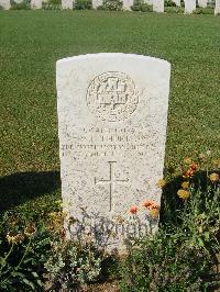 Sangro River War Cemetery - Thurlow, Robert John