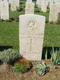 Sangro River War Cemetery - Townsend, Colyn W.
