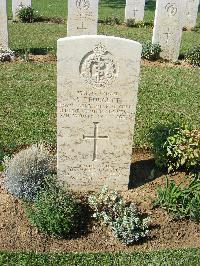 Sangro River War Cemetery - Trudgett, Arthur