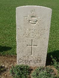 Sangro River War Cemetery - Turner, Edmund