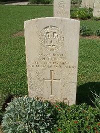 Sangro River War Cemetery - Turner, Sidney Hildrick