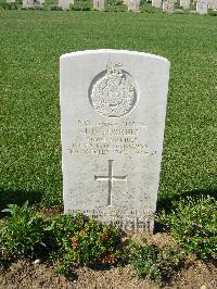 Sangro River War Cemetery - Turrell, John Edward