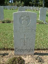 Sangro River War Cemetery - Twiss, Leonard John