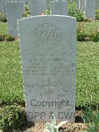 Sangro River War Cemetery - Ussher, William Gerald