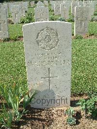 Sangro River War Cemetery - Uttley, Walter