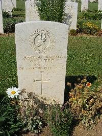 Sangro River War Cemetery - Viret, W F