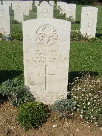 Sangro River War Cemetery - Wagstaff, John