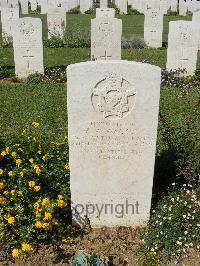 Sangro River War Cemetery - Walker, Alexander Watt