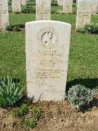 Sangro River War Cemetery - Wallace, Hugh Hart