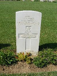 Sangro River War Cemetery - Ward, Barry Darlaston