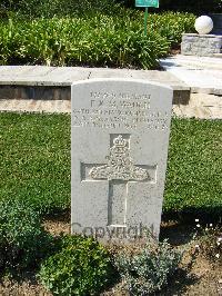 Sangro River War Cemetery - Waugh, Frederick Kitchener Moore