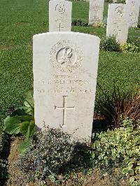 Sangro River War Cemetery - Wellington, A T